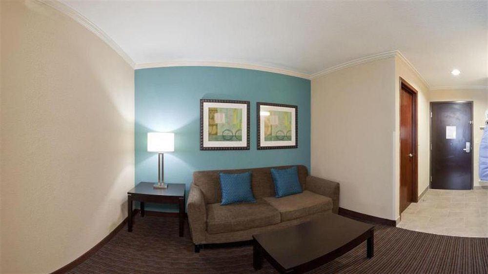 Holiday Inn Express Hotel & Suites North Kansas City By Ihg Exterior photo